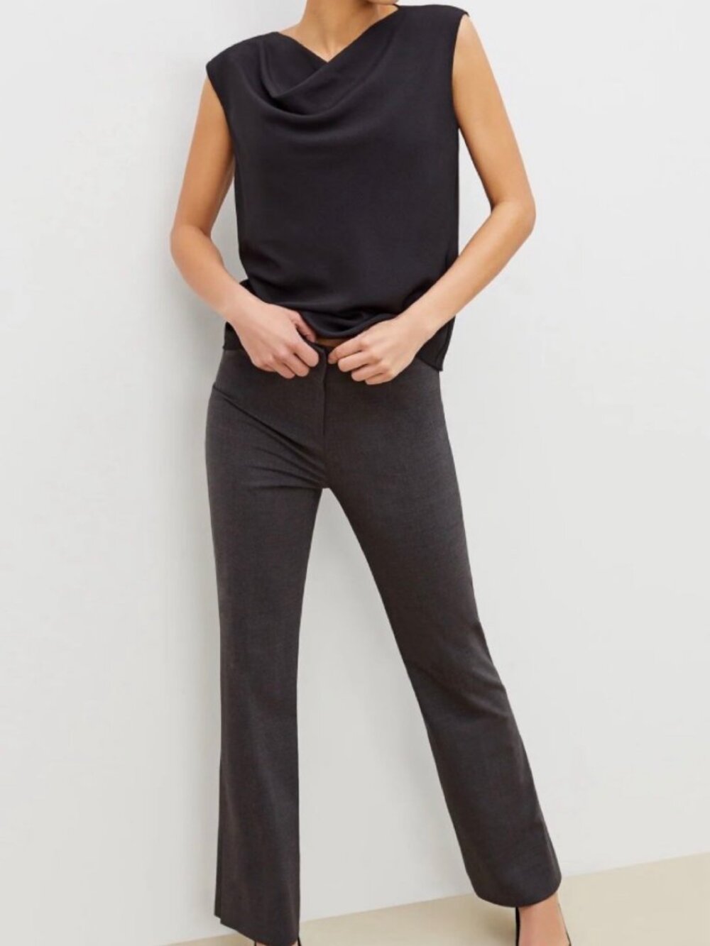 MM.LaFleur Clooney Kick-Flare Pants — Charcoal — Size 4 — NWOT